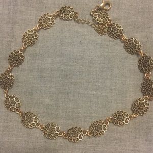 Gold choker